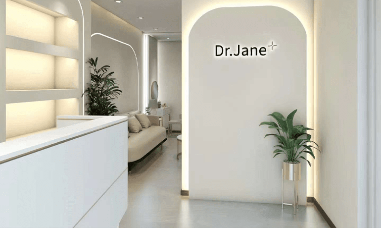 皮膚管理加盟盈利攻略，選對(duì)賽道+科學(xué)運(yùn)營(yíng)=財(cái)富密碼